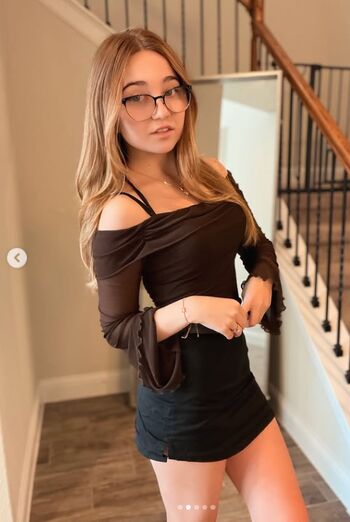 Lyssaurora page leaked private photo uncensored HD quality