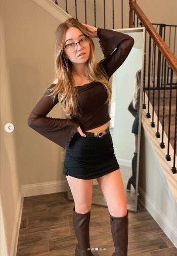Lyssaurora page leaked private photo uncensored HD quality
