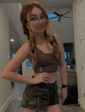 Lyssaurora page leaked private photo uncensored HD quality