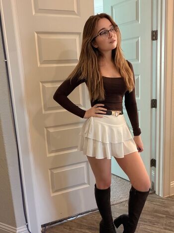 Lyssaurora page leaked private photo uncensored HD quality