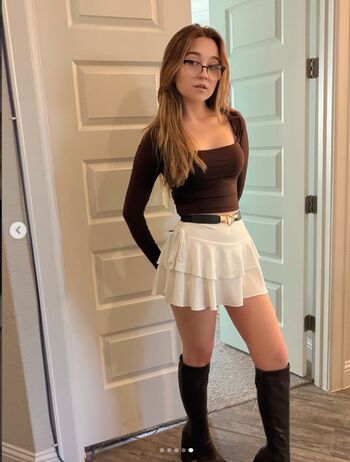 Lyssaurora page leaked private photo uncensored HD quality