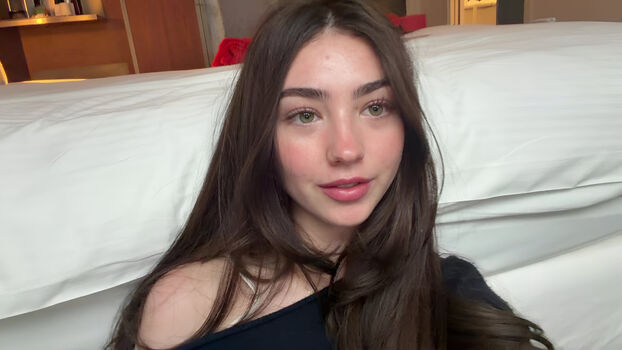 Lyzzahh page leaked private photo uncensored HD quality