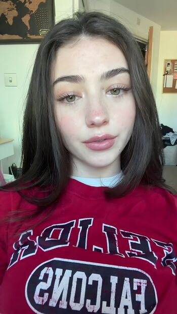 Lyzzahh leaked private photo uncensored HD quality