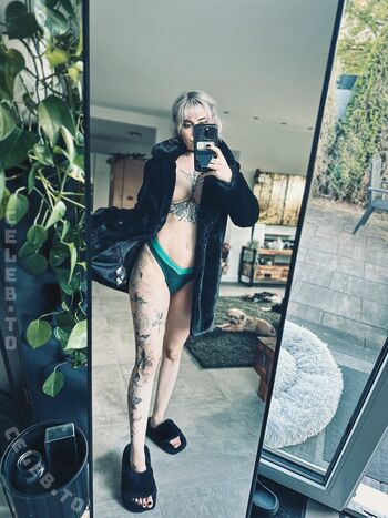 Macezayuri  page leaked private photo uncensored HD quality