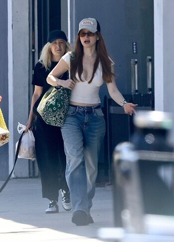 Madelaine petsch  page leaked private photo uncensored HD quality