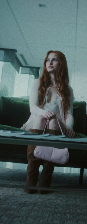 Madelaine petsch  page leaked private photo uncensored HD quality