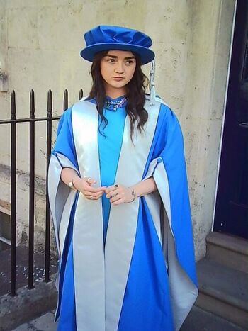Maisie williams page leaked private photo uncensored HD quality