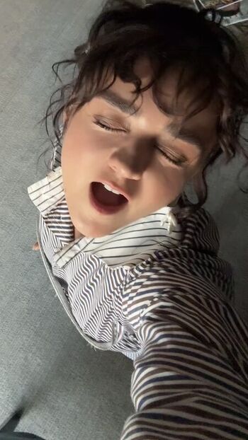 Maisie williams page leaked private photo uncensored HD quality