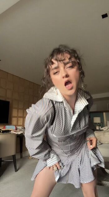 Maisie williams page leaked private photo uncensored HD quality