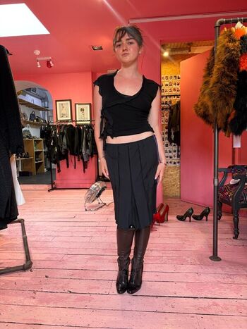 Maisie williams page leaked private photo uncensored HD quality