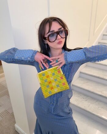 Maisie williams leaked private photo uncensored HD quality