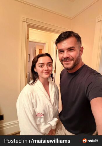 Maisie williams leaked private photo uncensored HD quality
