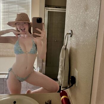 Makenna kelly  page leaked private photo uncensored HD quality