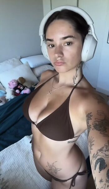 Makenzie raine leaked private photo uncensored HD quality