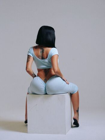 Malu trevejo  page leaked private photo uncensored HD quality