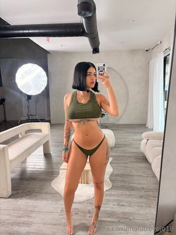 Malu trevejo  page leaked private photo uncensored HD quality