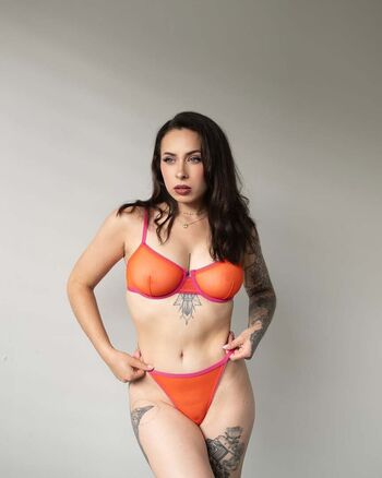 Manon nadolny page leaked private photo uncensored HD quality