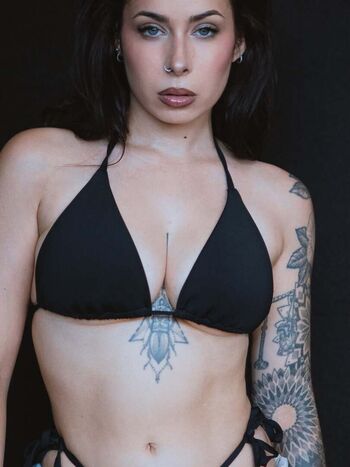 Manon nadolny leaked private photo uncensored HD quality