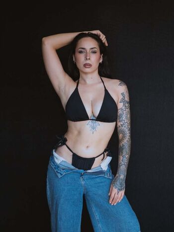 Manon nadolny leaked private photo uncensored HD quality