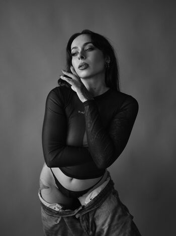 Manon nadolny leaked private photo uncensored HD quality