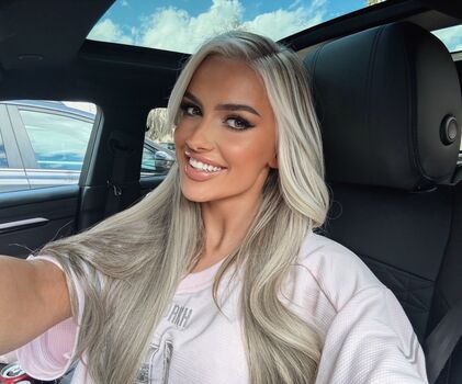 Mariah may  page leaked private photo uncensored HD quality