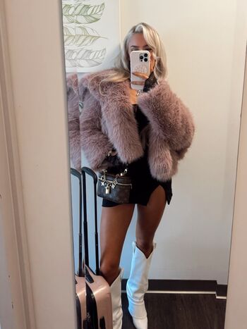 Mariah may  page leaked private photo uncensored HD quality