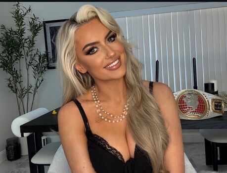 Mariah may  page leaked private photo uncensored HD quality