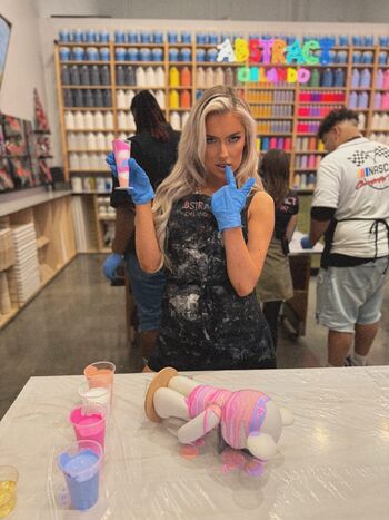 Mariah may  page leaked private photo uncensored HD quality