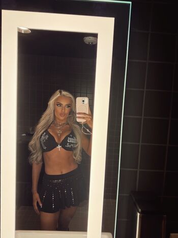 Mariah may  page leaked private photo uncensored HD quality