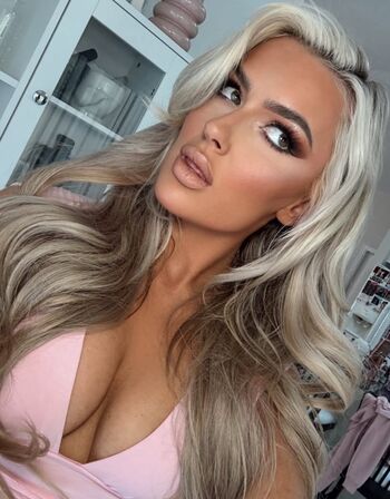 Mariah may  page leaked private photo uncensored HD quality