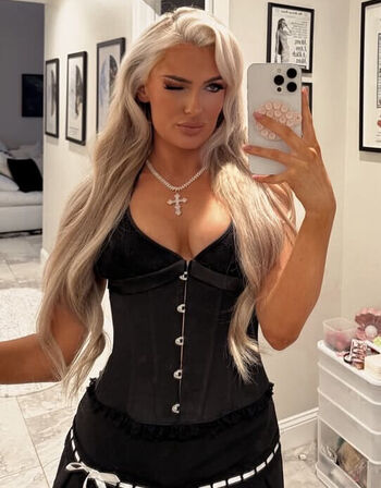 Mariah may  page leaked private photo uncensored HD quality