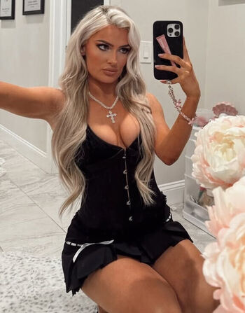 Mariah may  page leaked private photo uncensored HD quality