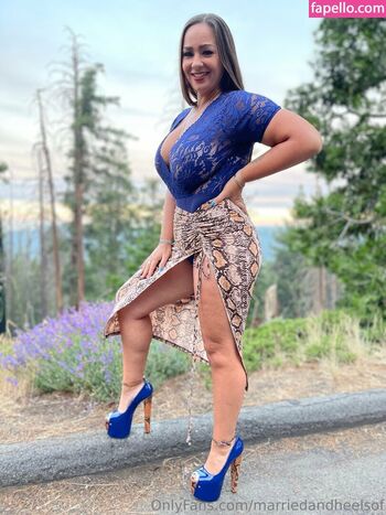 Marriedandheels page leaked private photo uncensored HD quality