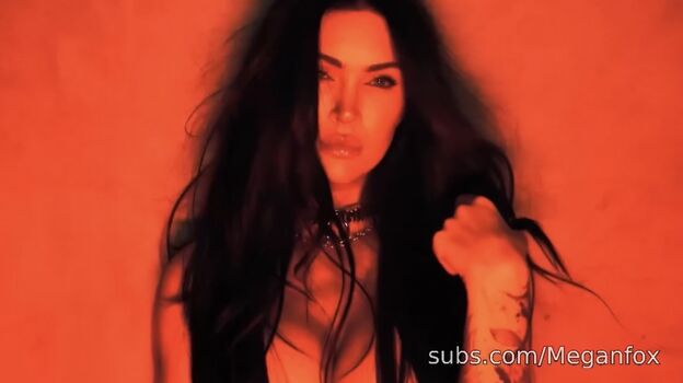 Megan fox  page leaked private photo uncensored HD quality