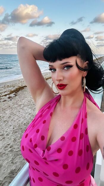 Megan louise  page leaked private photo uncensored HD quality