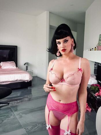 Megan louise leaked private photo uncensored HD quality