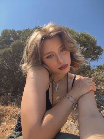 Meryem cabbaroglu page leaked private photo uncensored HD quality