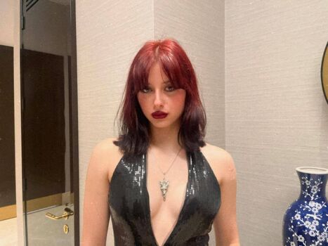 Meryem cabbaroglu page leaked private photo uncensored HD quality