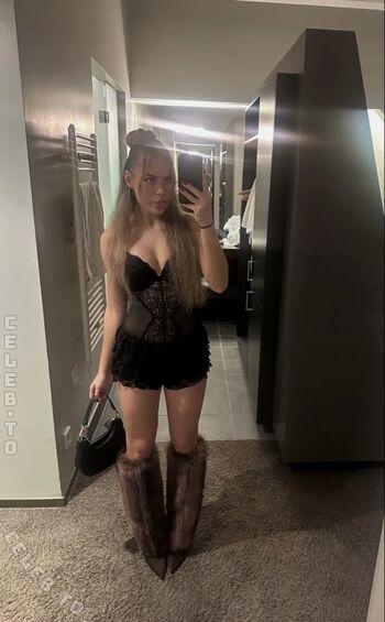 Mia werner page leaked private photo uncensored HD quality