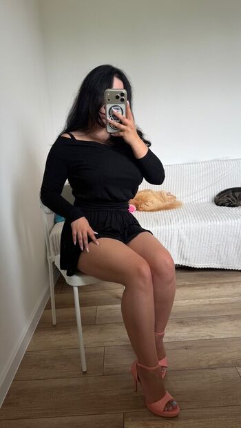 Miniloonaa leaked private photo uncensored HD quality