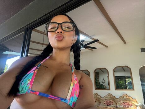 Misscindyy  page leaked private photo uncensored HD quality