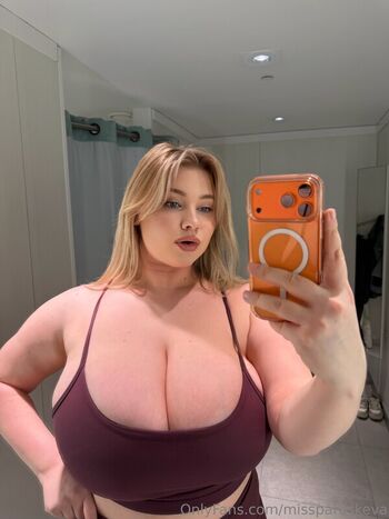 Missparaskeva leaked private photo uncensored HD quality