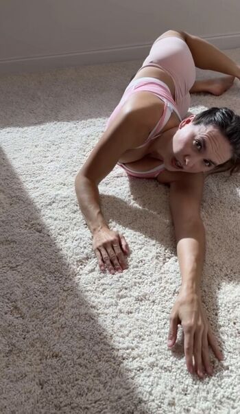 Mondragon chiropractic  page leaked private photo uncensored HD quality