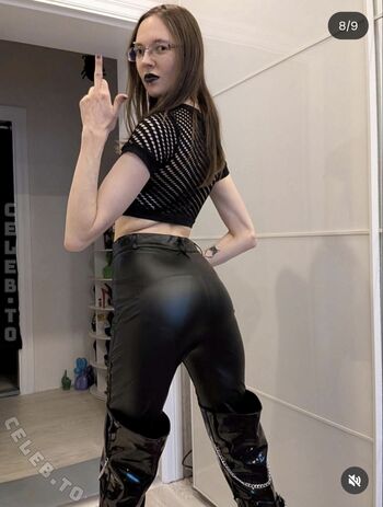 Mrs crazy page leaked private photo uncensored HD quality