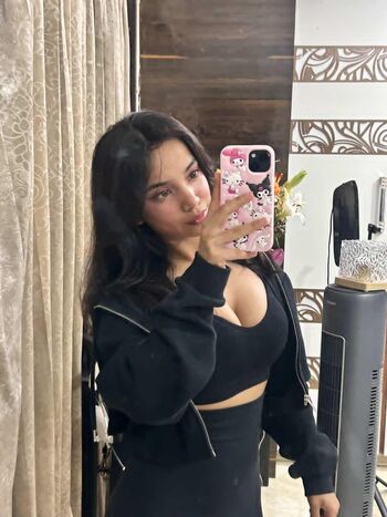 Muskan karia page leaked private photo uncensored HD quality
