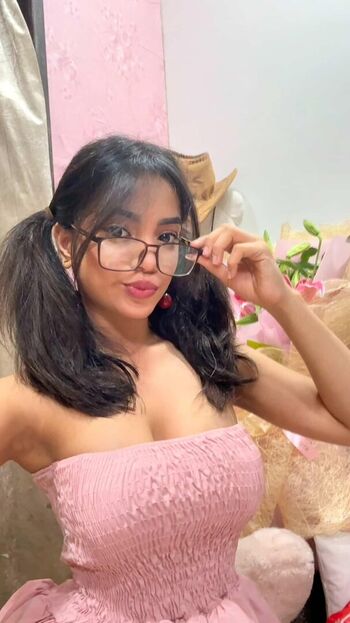 Muskan karia page leaked private photo uncensored HD quality