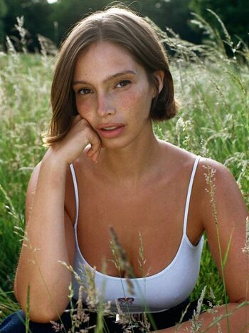 Naila van kommer page leaked private photo uncensored HD quality