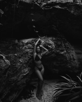 Naila van kommer page leaked private photo uncensored HD quality