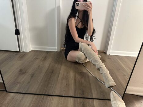 Nataliebarness leaked private photo uncensored HD quality