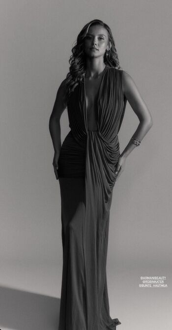 Nicola cavanis page leaked private photo uncensored HD quality